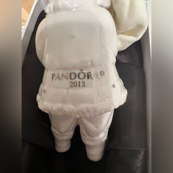 Pandora White Santa Ornament - Picture 3 of 8